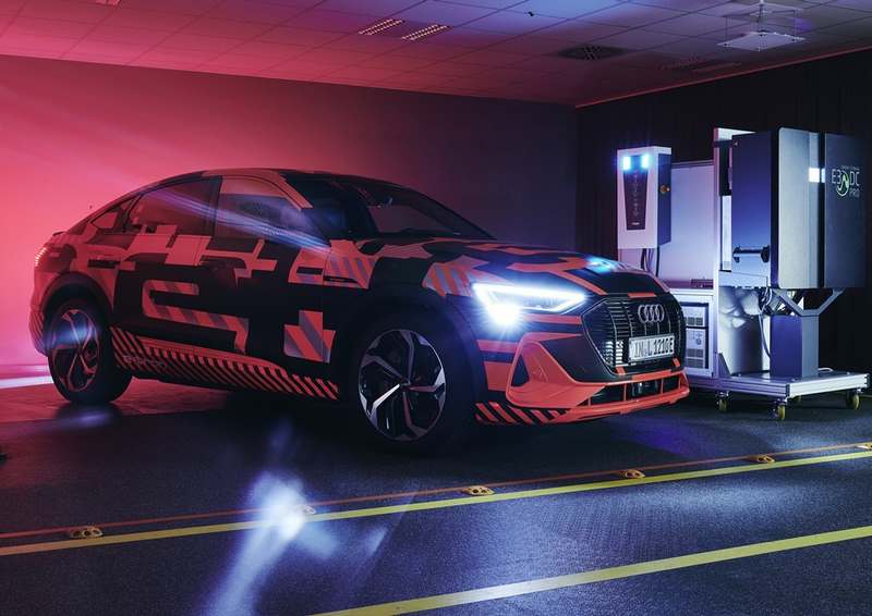 Audi e-tron le Evinizin Tm Elektriini 1 Hafta Karlayabiliyorsunuz